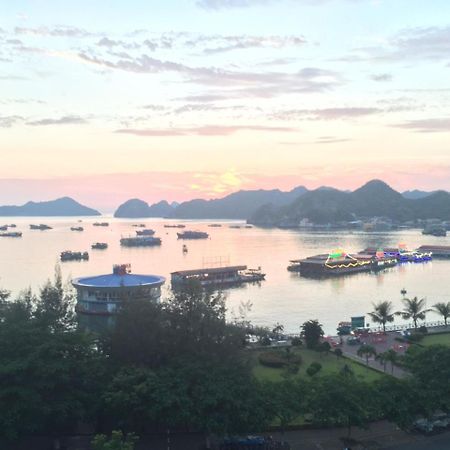 Quang Tung Hotel Dong Khe Sau Екстер'єр фото